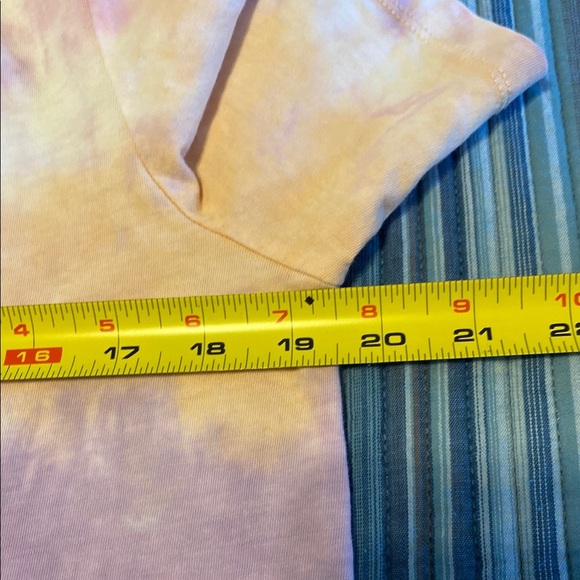 Tie Dye Athleisure Cropped Boxy Tee T-Shirt Love More Pink Lavender Size Large - Picture 7 of 8
